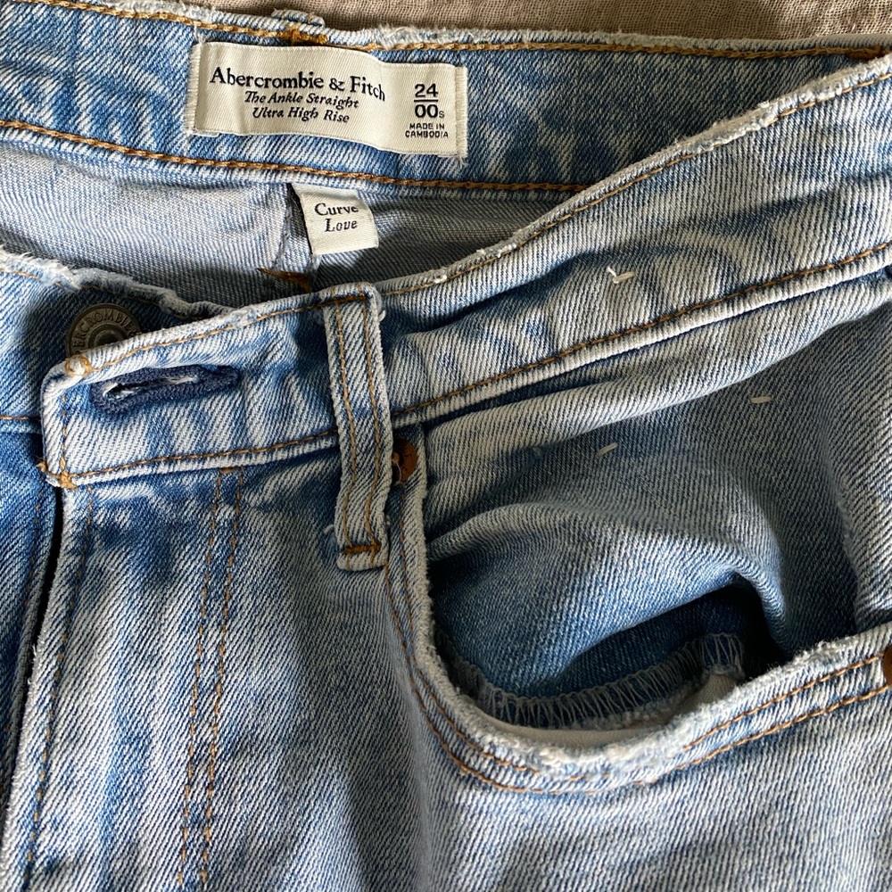 Ultra high rise curve love jeans